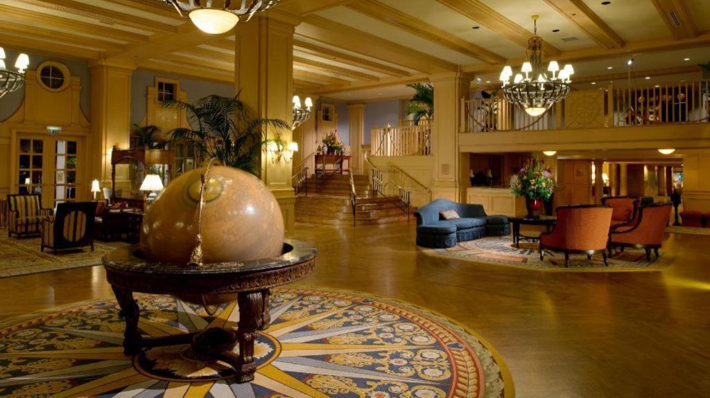 Disney'S Yacht Club Resort レイク・ブエナ・ビスタ エクステリア 写真