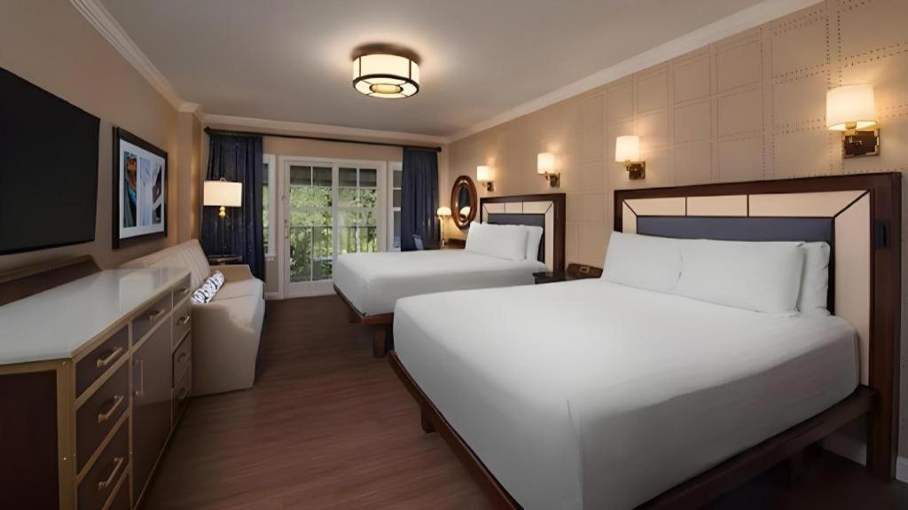 Disney'S Yacht Club Resort レイク・ブエナ・ビスタ エクステリア 写真